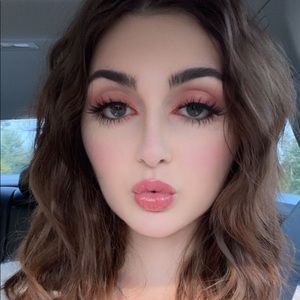 Meet your Posher, Mekayla